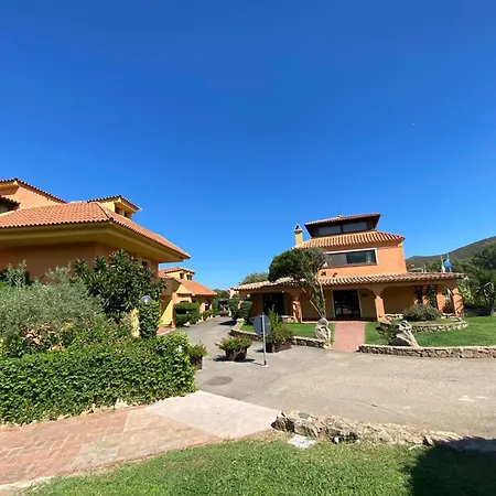 Ampio Trilocale Sul Golfo Di Casa de Férias *