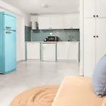 Ampio Trilocale Sul Golfo Di マリネッラ