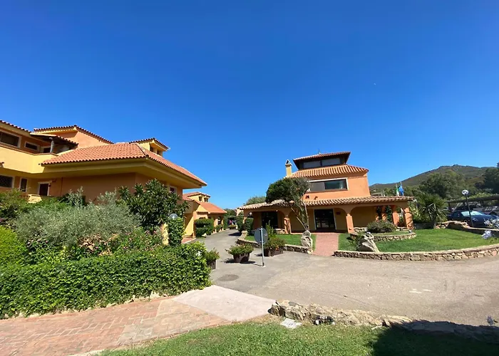 Ampio Trilocale Sul Golfo Di 度假居 *