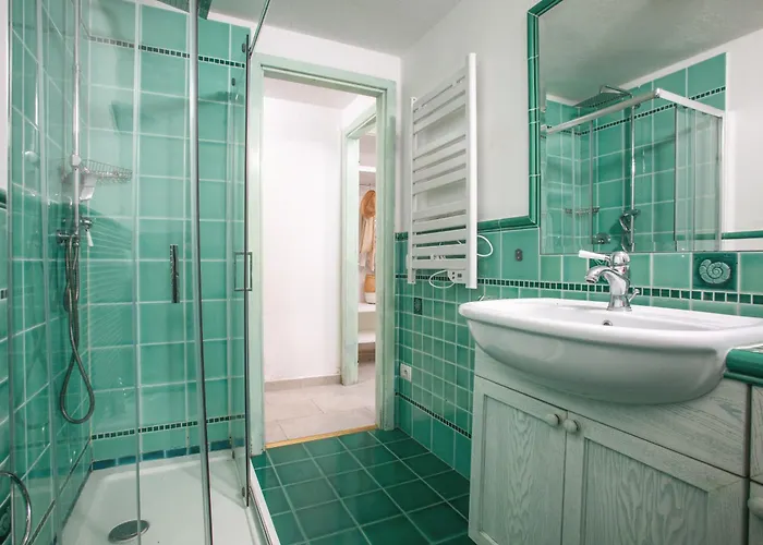 Ampio Trilocale Sul Golfo Di * 马里内拉