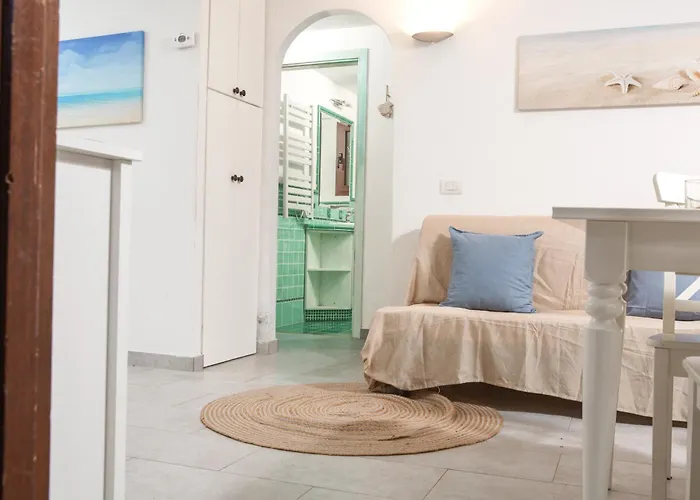 Ampio Trilocale Sul Golfo Di