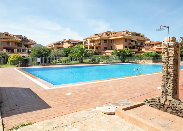 Ampio Trilocale Sul Golfo Di * 马里内拉